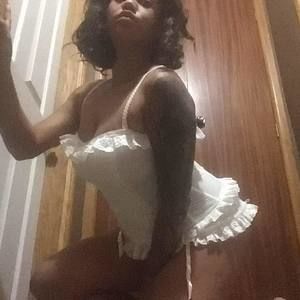 Meet your Posher, Jillisa maria